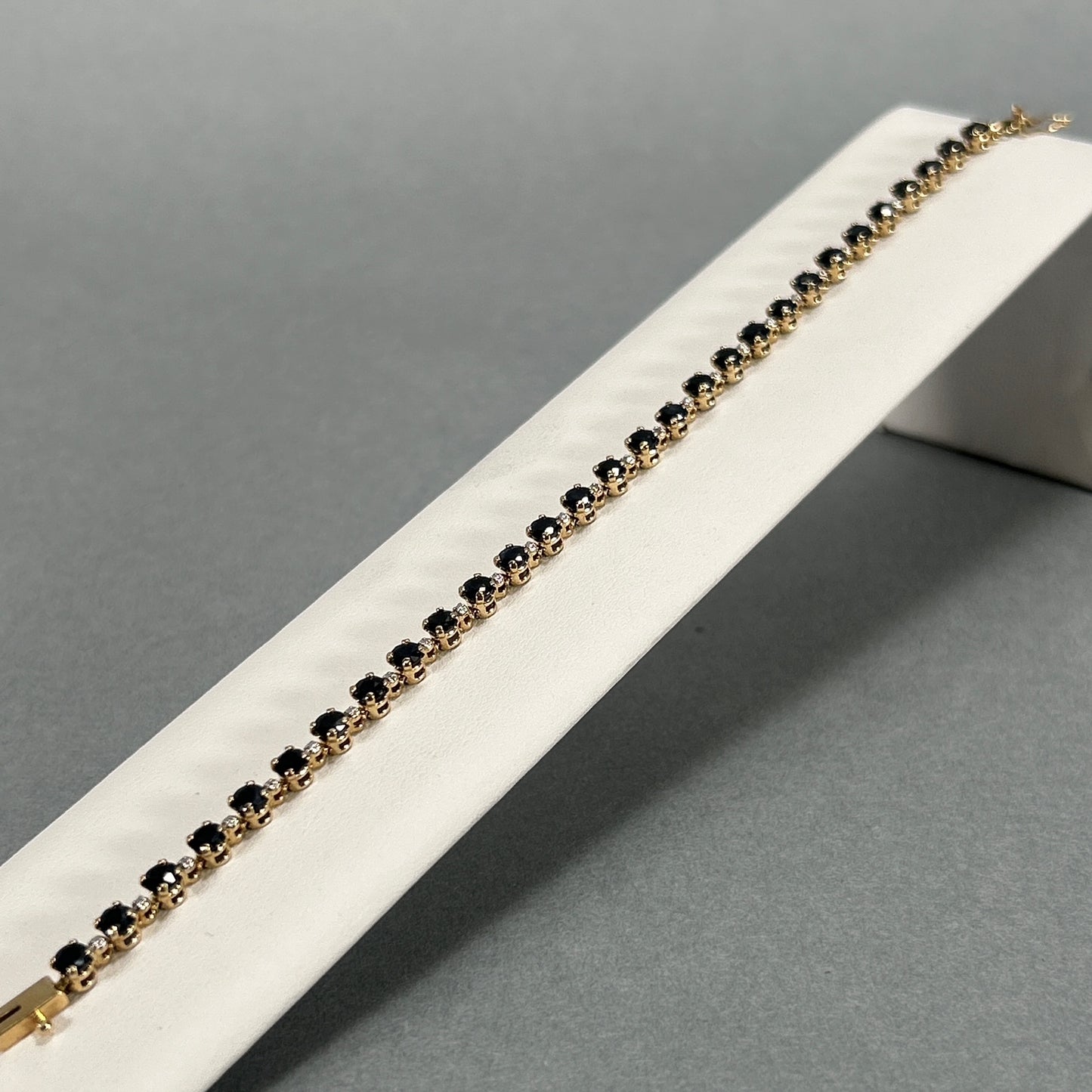 10K Yellow Gold Sapphire 7" Bracelet; 4.0DWT; 6.2g