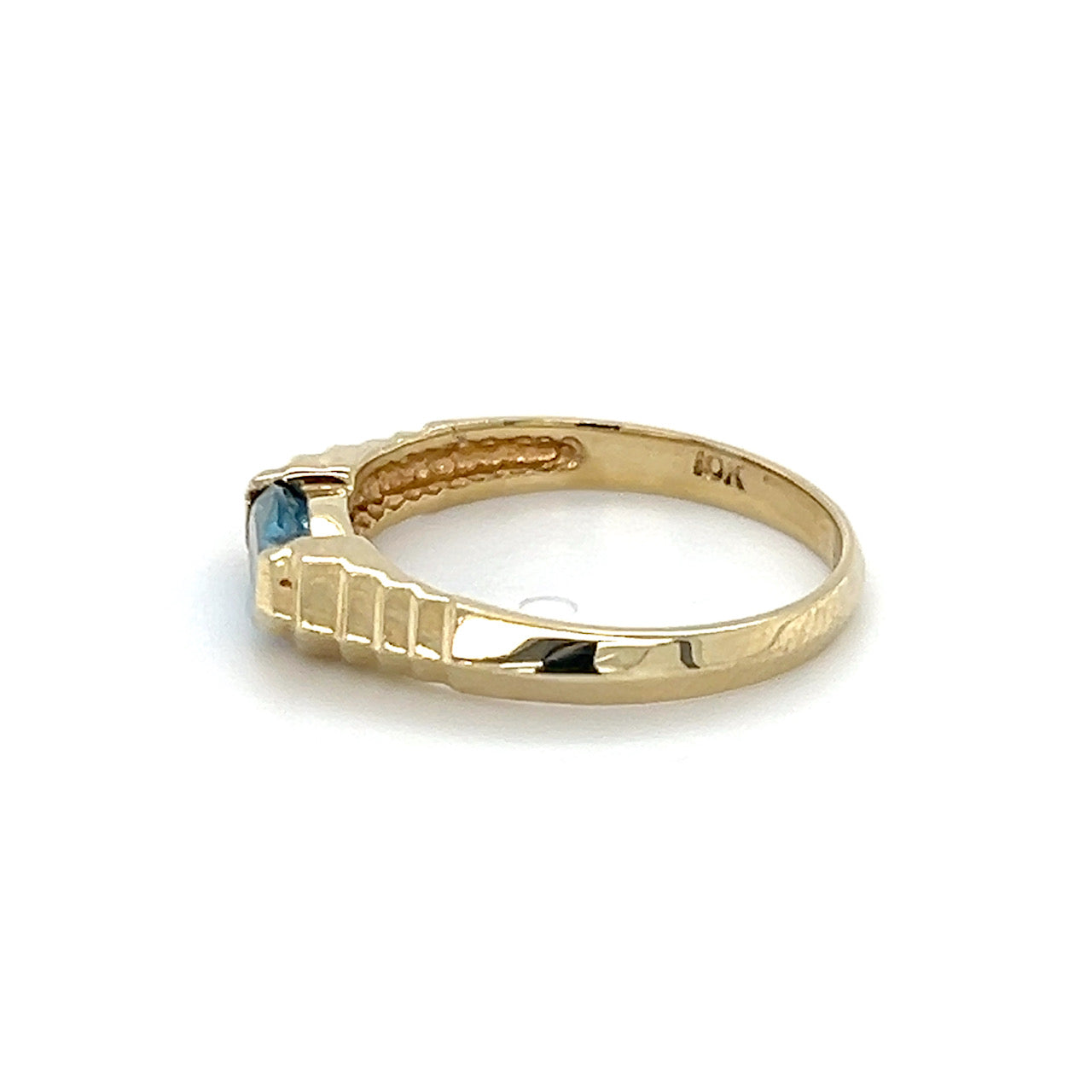 10K Yellow Gold Topaz Lady's Fashion Ring; 1.4DWT; Size 6.5