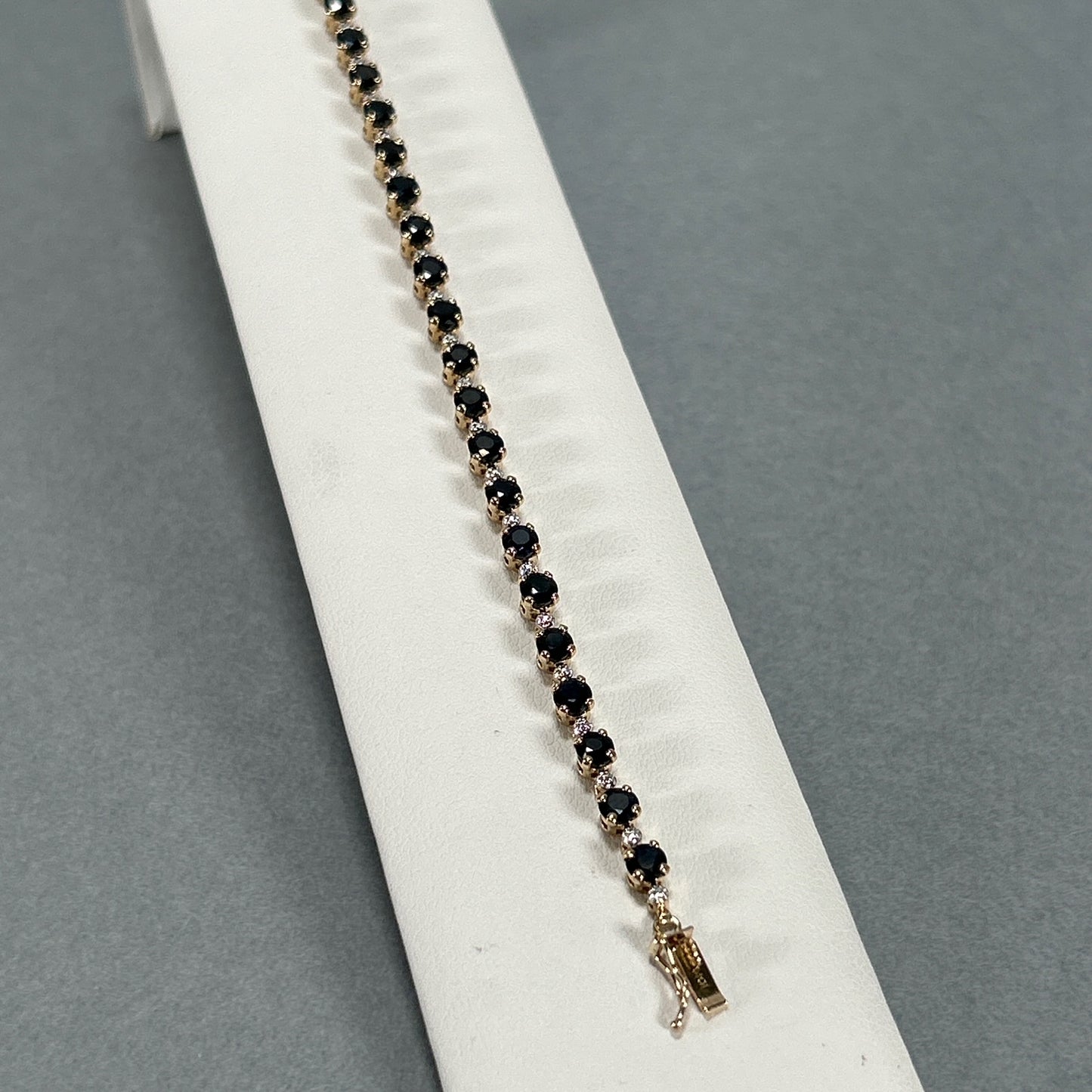 10K Yellow Gold Sapphire 7.5" Bracelet; 4.4DWT; 6.8g