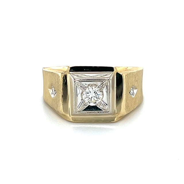 14K Yellow Gold Diamond Fashion Ring; 0.15CTW; Size 7
