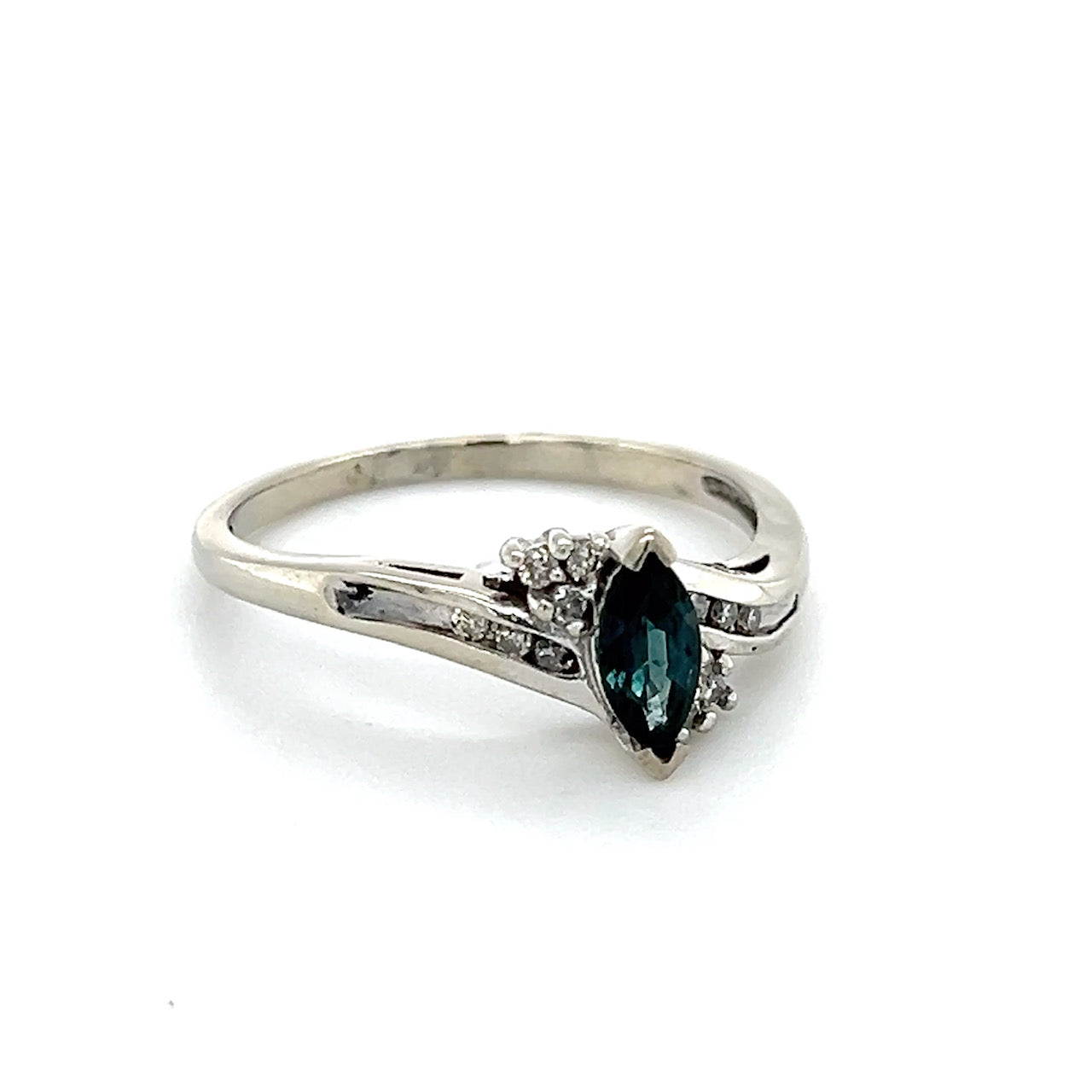 10K White Gold Diamond & Sapphire Lady's Ring; 0.5CTW; 2.5g; Size 9