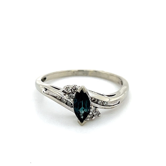 10K White Gold Diamond & Sapphire Lady's Ring; 0.5CTW; 2.5g; Size 9