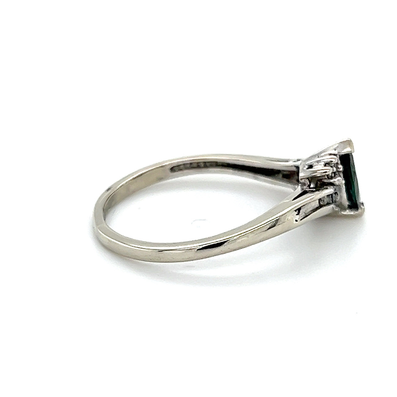 10K White Gold Diamond & Sapphire Lady's Ring; 0.5CTW; 2.5g; Size 9