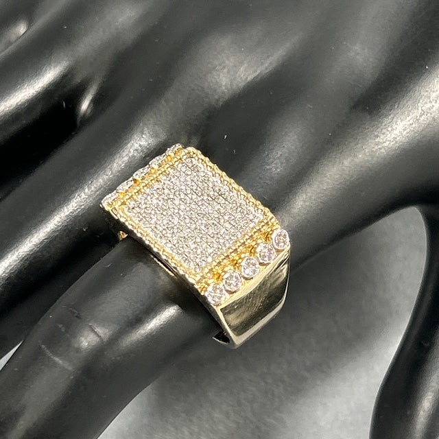 10K Yellow Gold Diamond Gentleman's Fashion Ring; Size 10