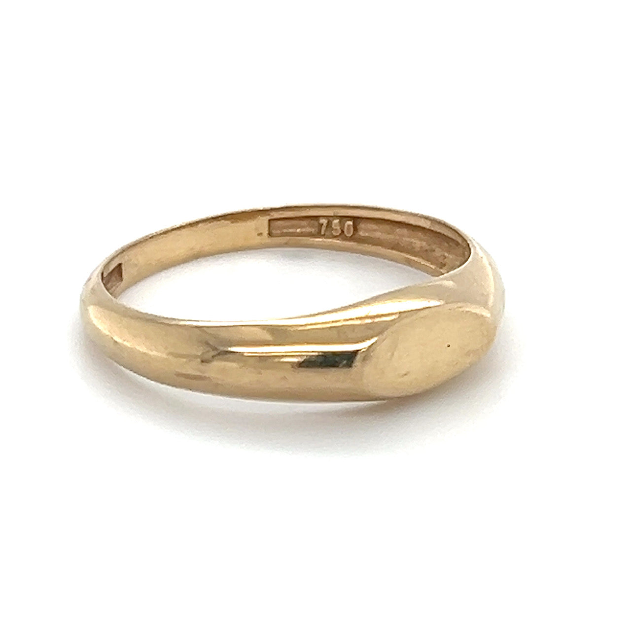 18K Yellow Gold Ring; 1.5DWT; 2.4g; Size 7.5