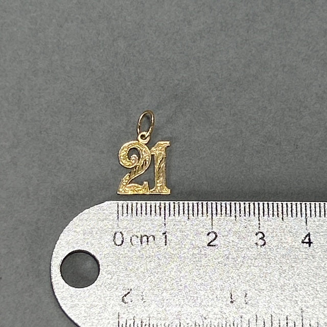 14K Yellow Gold "21" Pendant; 0.4DWT; 0.7g