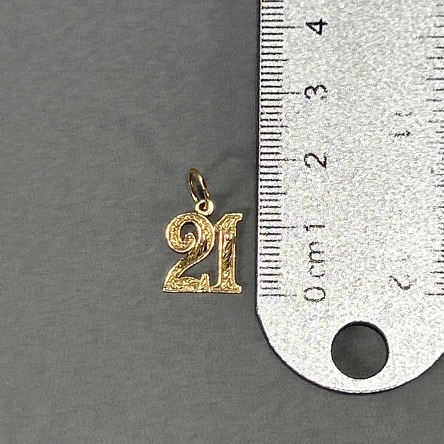 14K Yellow Gold "21" Pendant; 0.4DWT; 0.7g