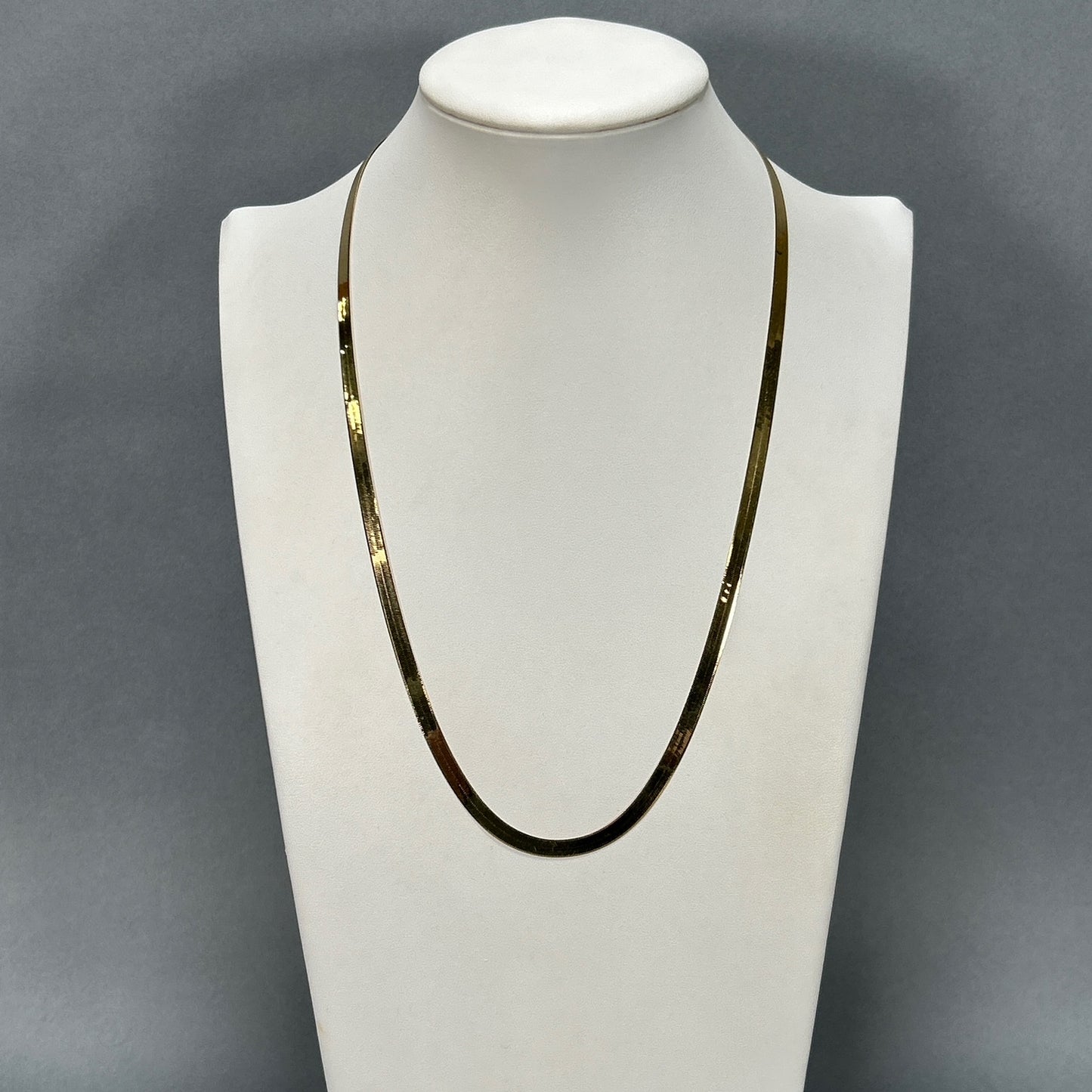 14K Yellow Gold 22" Herringbone Chain; 6.3DWT; 9.9g