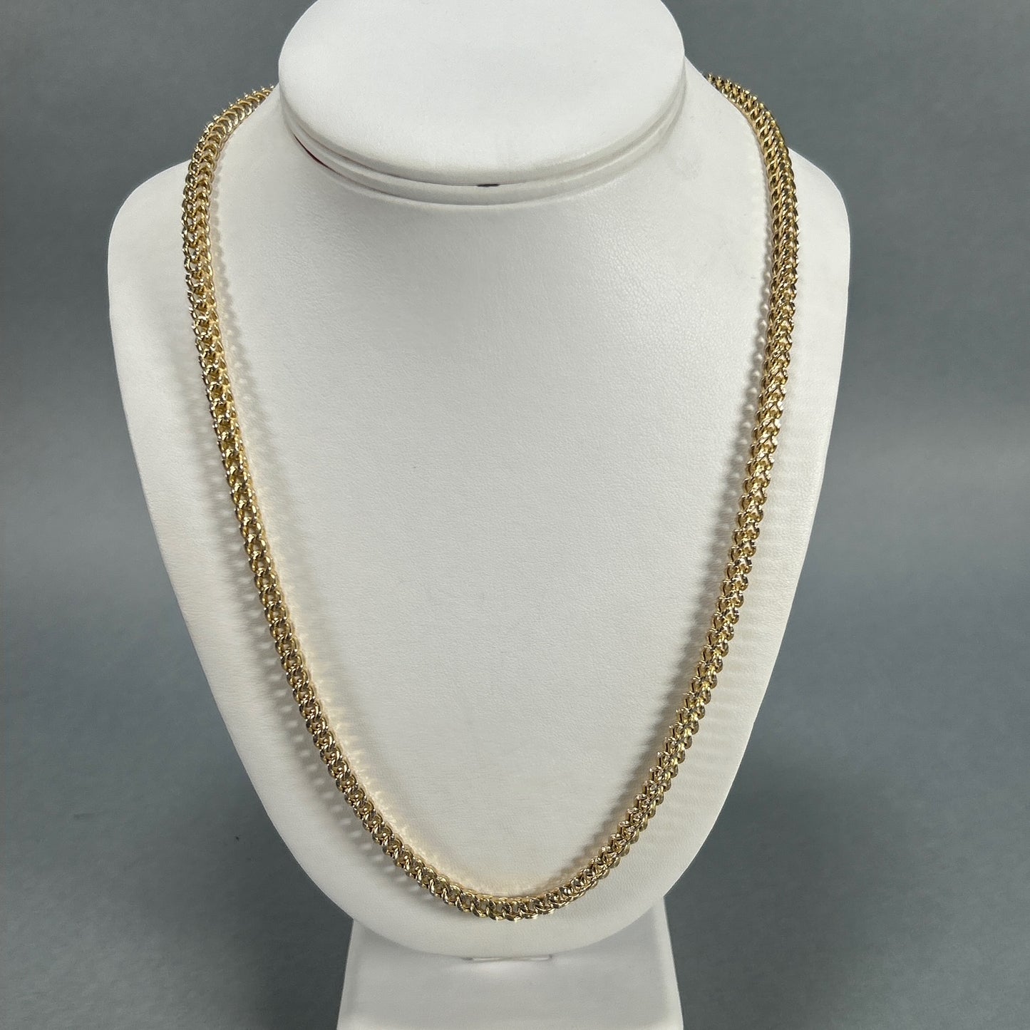 10K Yellow Gold 23" Chain; 26g