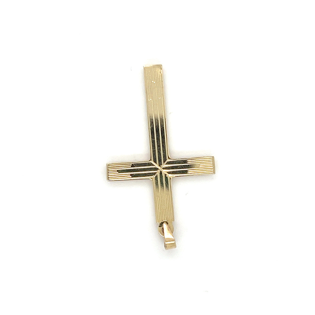 14K Yellow Gold Cross Pendant; 0.7DWT; 1.1g