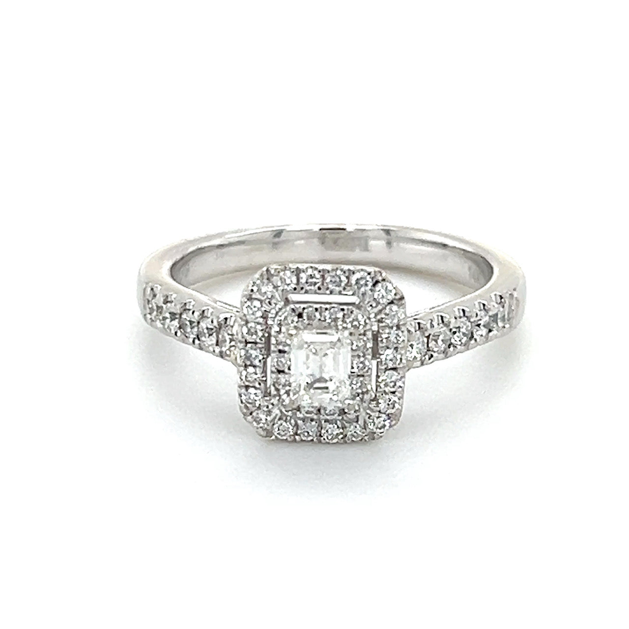 14K White Gold Diamond Lady's Ring; 0.50CTW; 4g; Size 6.5