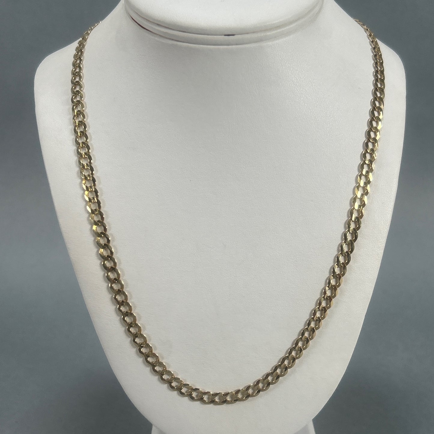 10K Yellow Gold 22" Curb Chain; 16.8g
