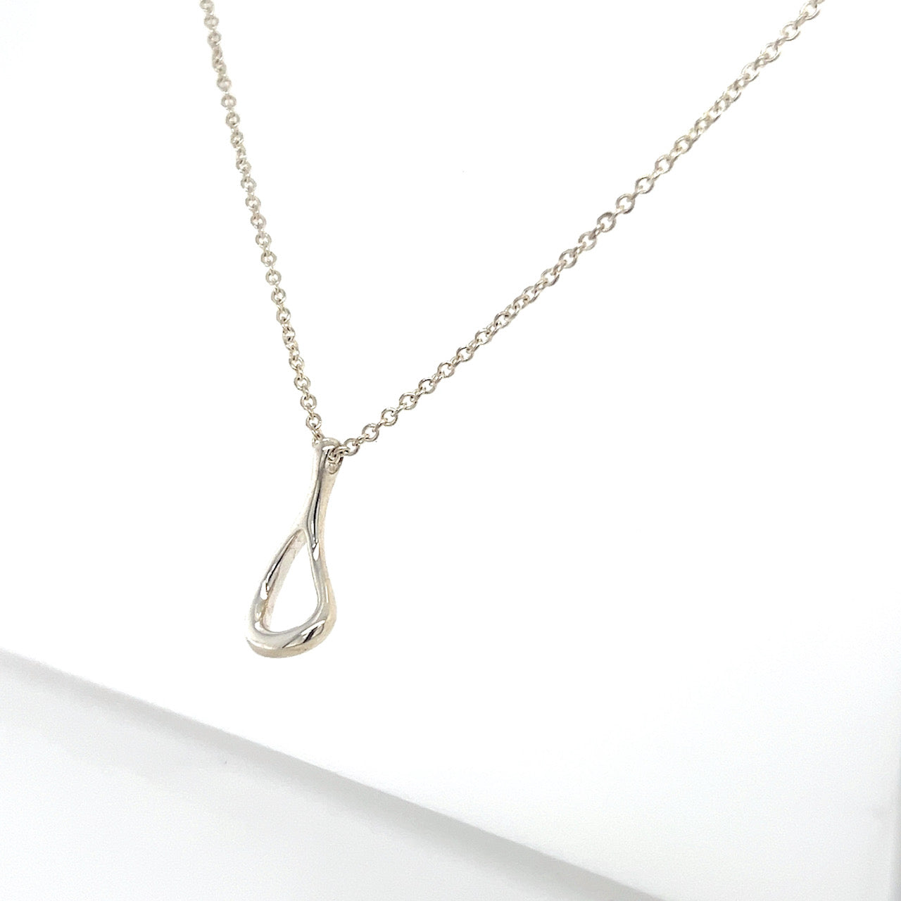 925 Sterling Silver Tiffany & Co. 16" Perreti Open Teardrop Necklace