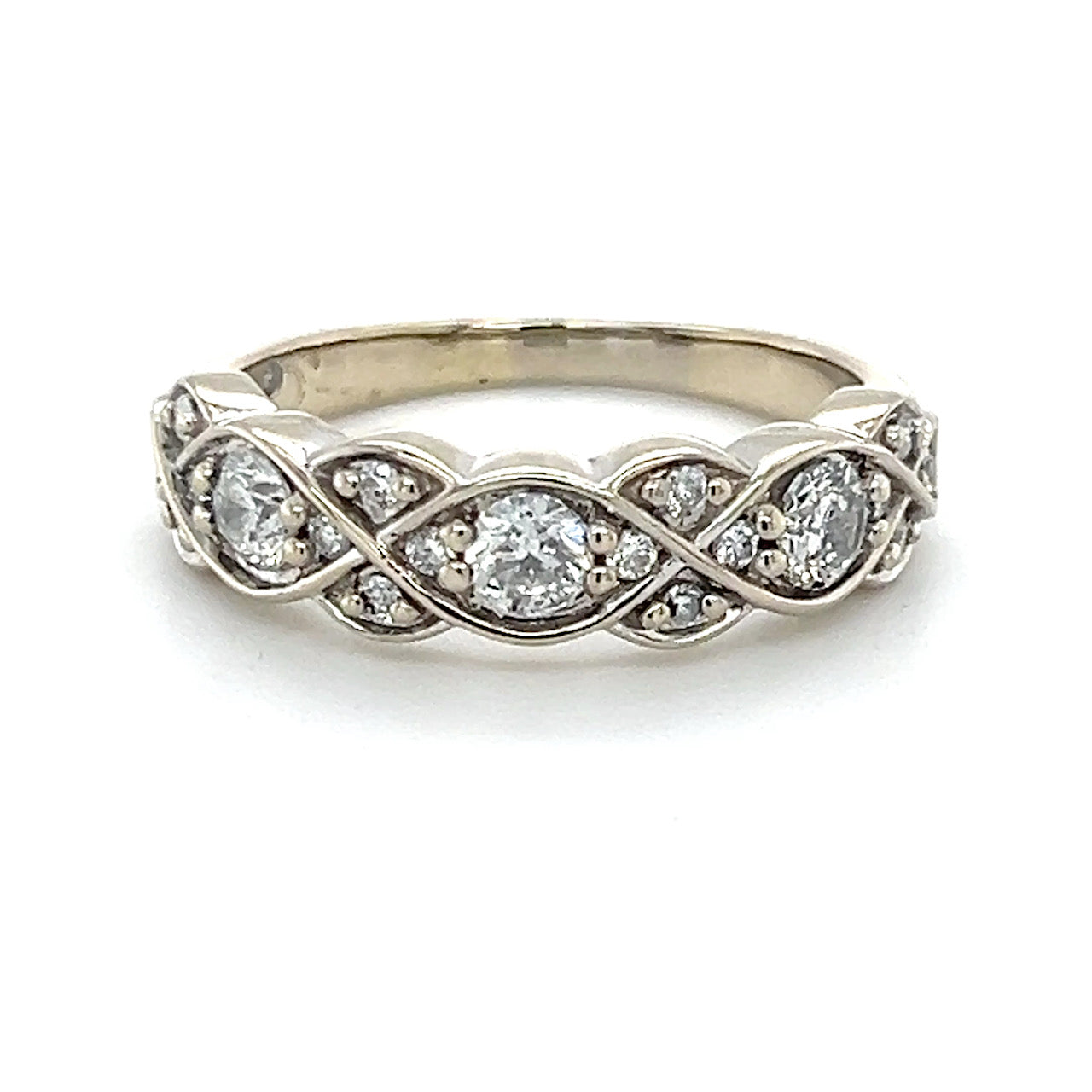 14K White Gold Diamond Lady's Ring; 1.02CTW; 4.9g; Size 10