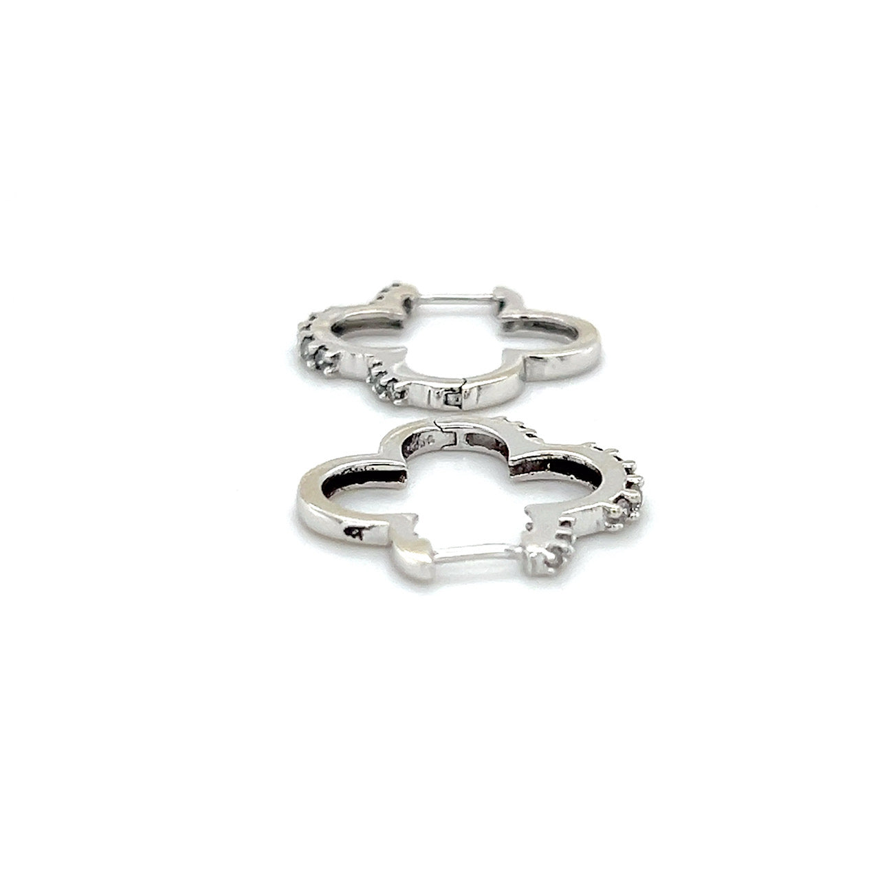 14K White Gold Diamond Earrings; 2.9g; 0.25CTW