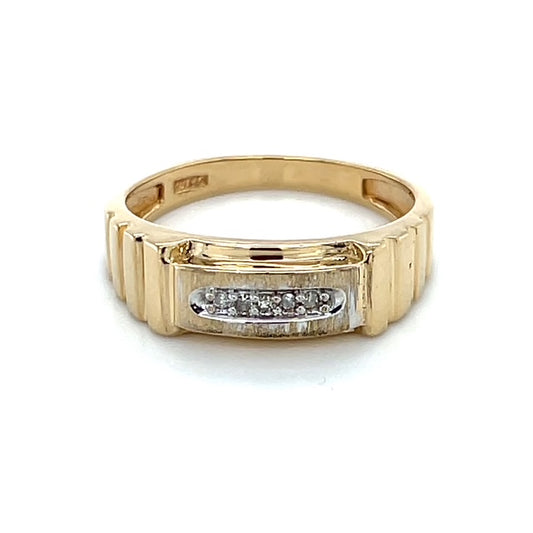 10K Yellow Gold Diamond Gentleman's Ring; 0.03CTW; 3.6g; Size 10