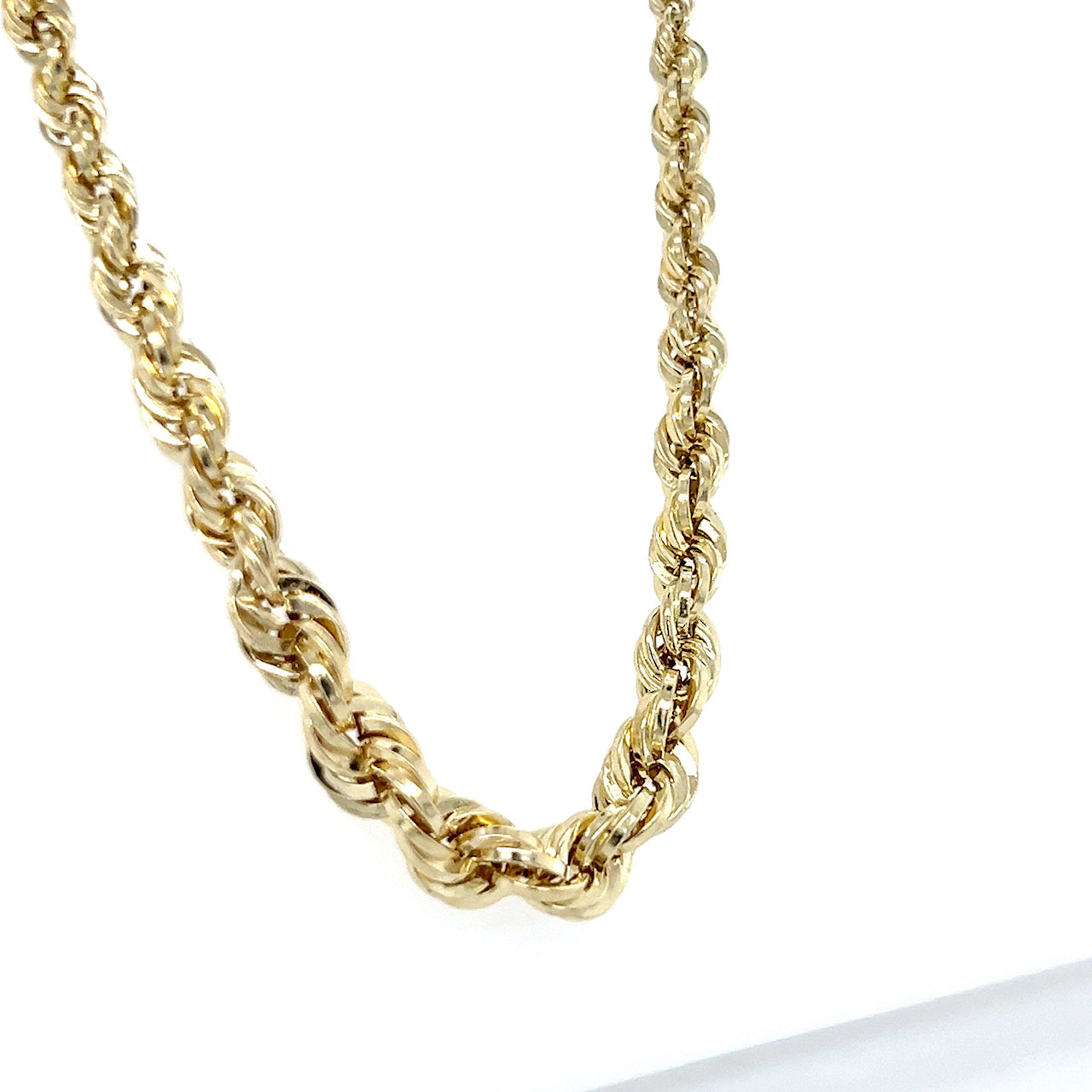 10K Yellow Gold 18" Graduated Rope Chain; 5.3g