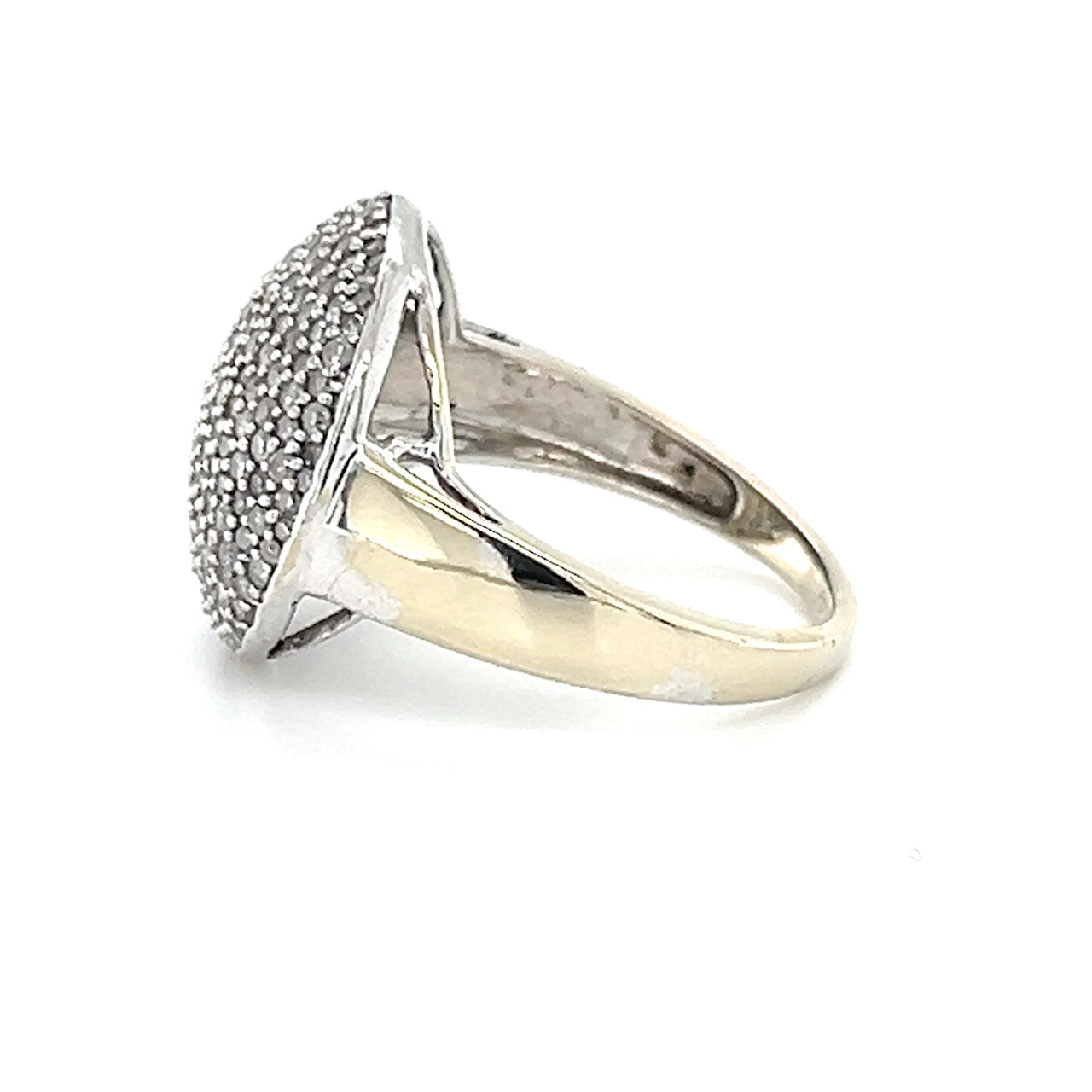 14K White Gold Diamond Lady's Ring; 0.65CTW; 6.3g; Size 8