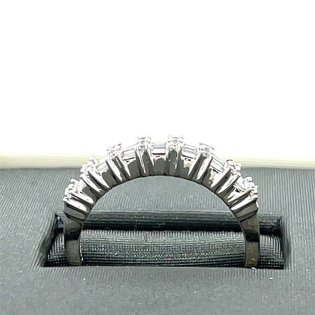 14K White Gold Diamond Lady's Wedding Band; 0.20 CTW; 2.4g; Size 7