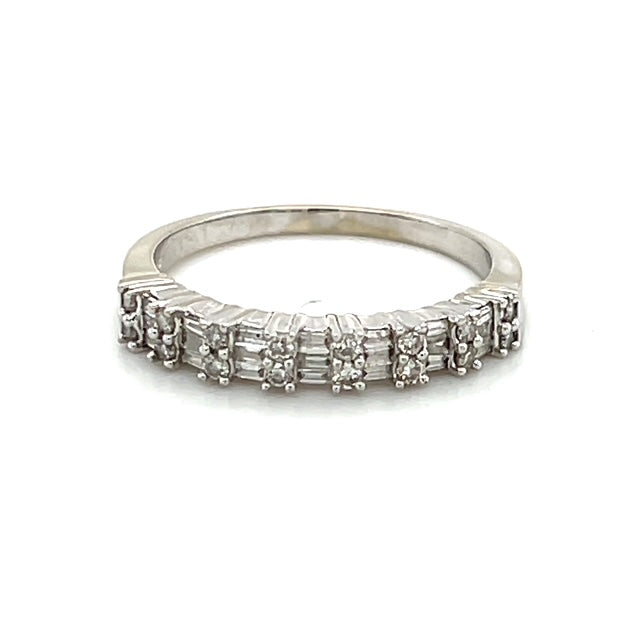 14K White Gold Diamond Lady's Wedding Band; 0.20 CTW; 2.4g; Size 7