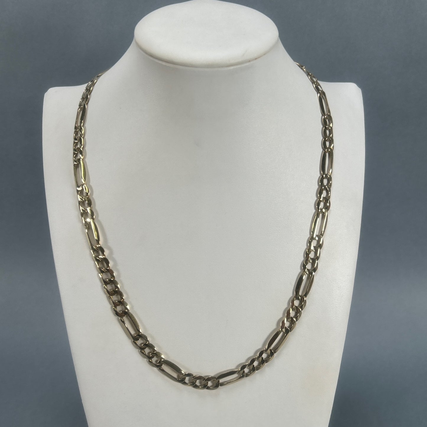 10K Yellow Gold 22" Figaro Chain; 24.9g