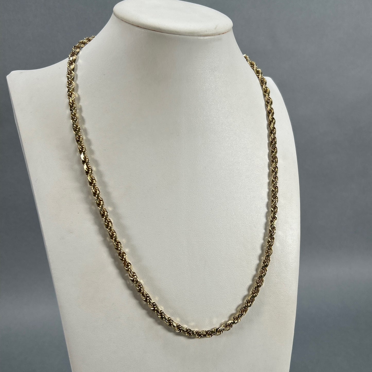 10K Yellow Gold 22.5" Rope Chain; 39g