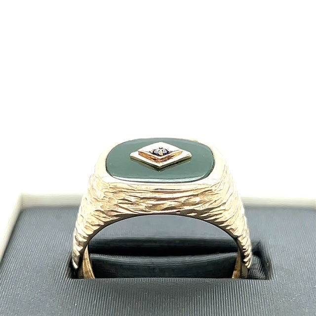 10K Yellow Gold Vintage Gentleman's Green Stone & Diamond Accent Ring; 7.6g; Size 10.25