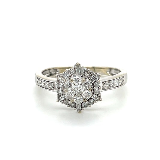 14K White Gold Diamond Lady's Fashion Ring; 3g; Size 9.5
