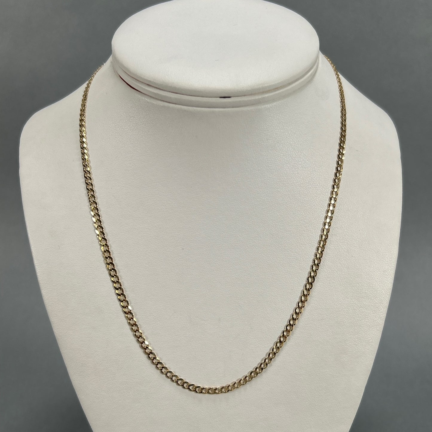 10k Yellow Gold 18" Curb Chain; 4.5g