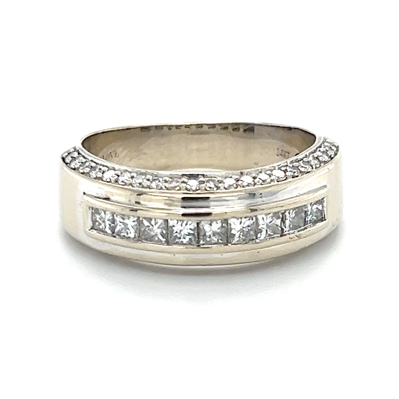 14K White Gold Diamond Lady's Ring; Size 8