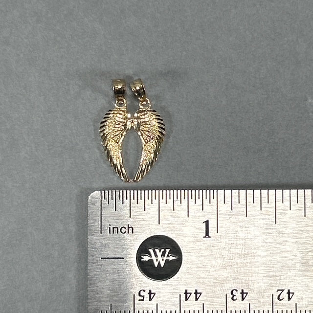 10K Yellow Gold Wings Pendant; 0.9g