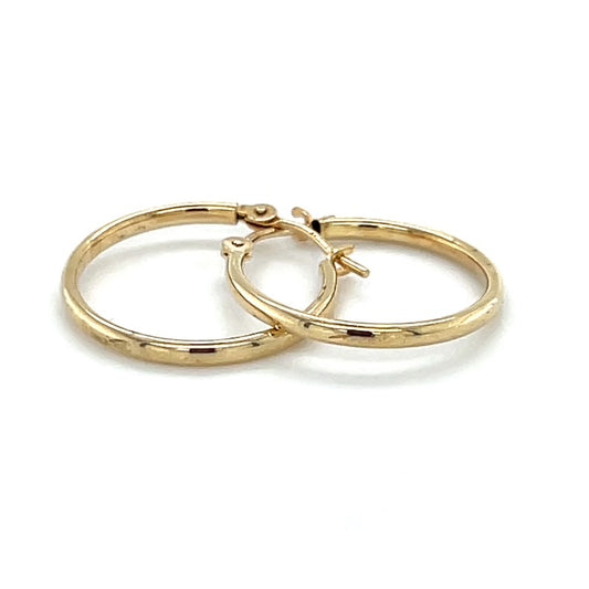 14K Yellow Gold Hoop Earrings; 0.6g