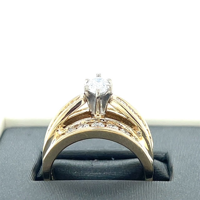 14K Yellow Gold Diamond Lady's Ring; Size 6.5