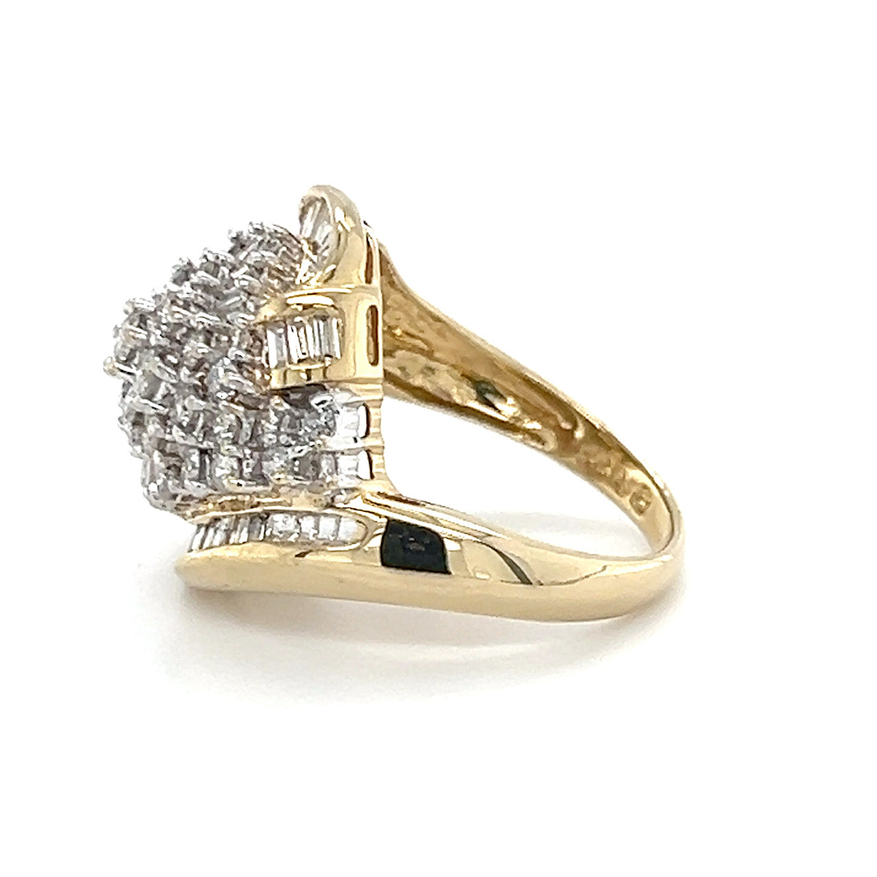 14K Yellow Gold Diamond Lady's Fashion Ring; Size 7