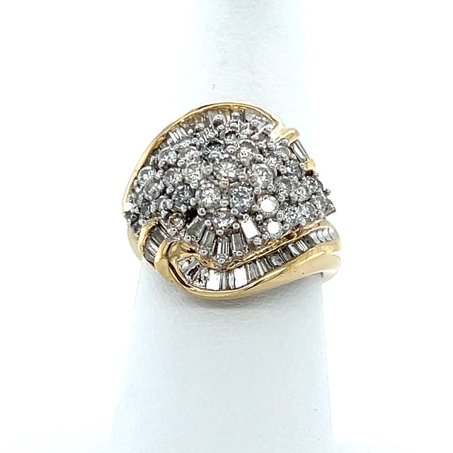 14K Yellow Gold Diamond Lady's Fashion Ring; Size 7
