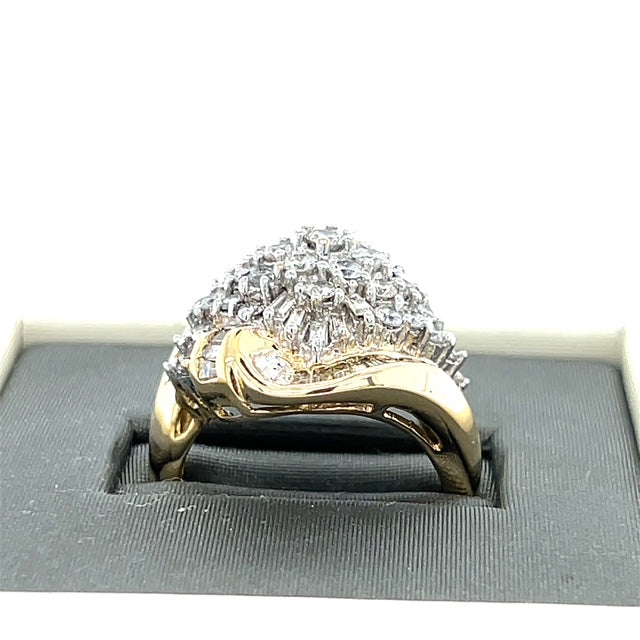 14K Yellow Gold Diamond Lady's Fashion Ring; Size 7