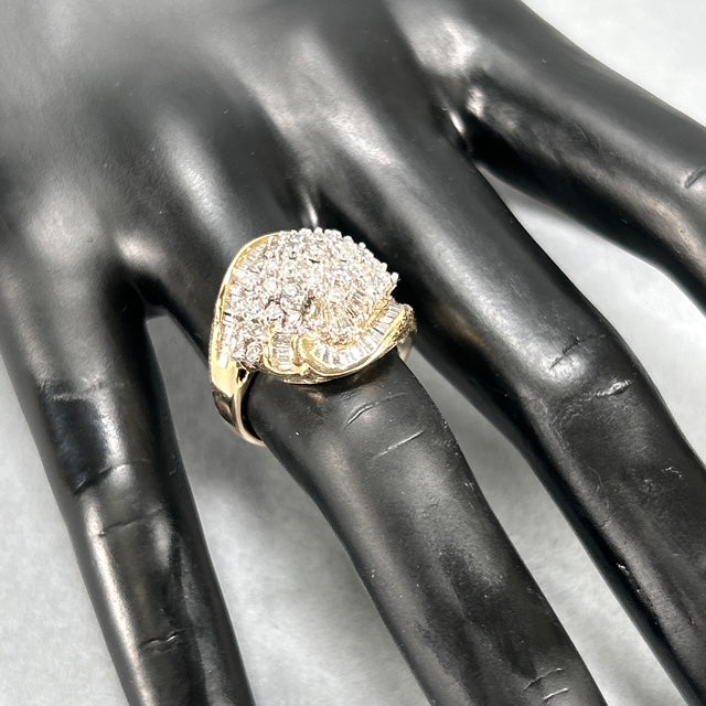 14K Yellow Gold Diamond Lady's Fashion Ring; Size 7