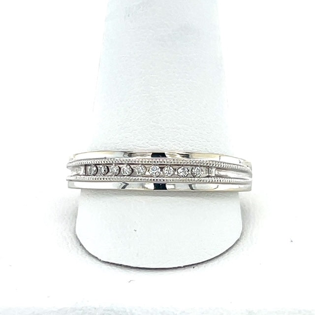 14K White Gold Diamond Gentleman's Wedding Band; Size 12.5