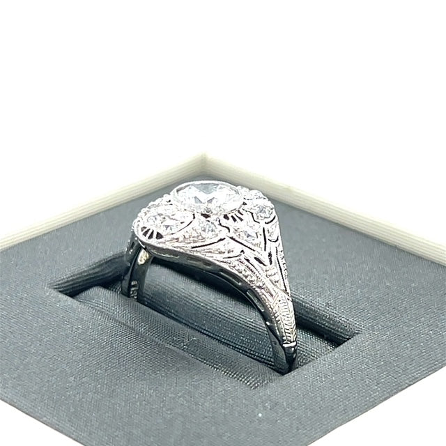 18K White Gold Diamond Lady's Fashion Ring; Size 8
