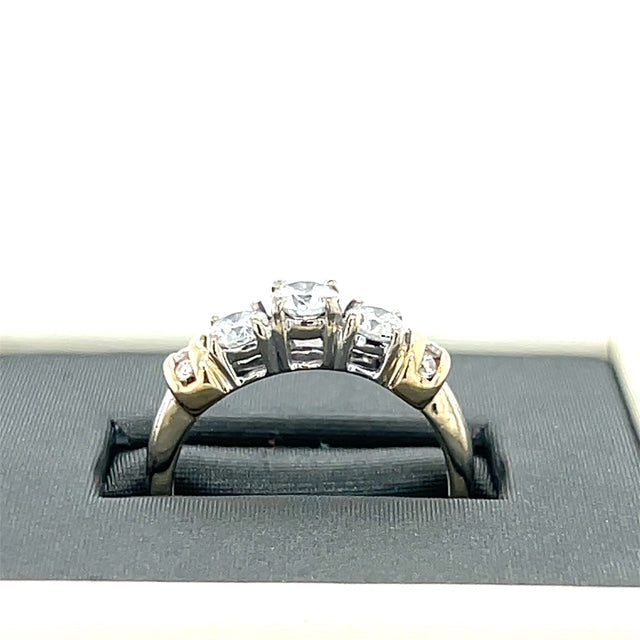 14K Yellow Gold Diamond Lady's Fashion Ring; Size 7