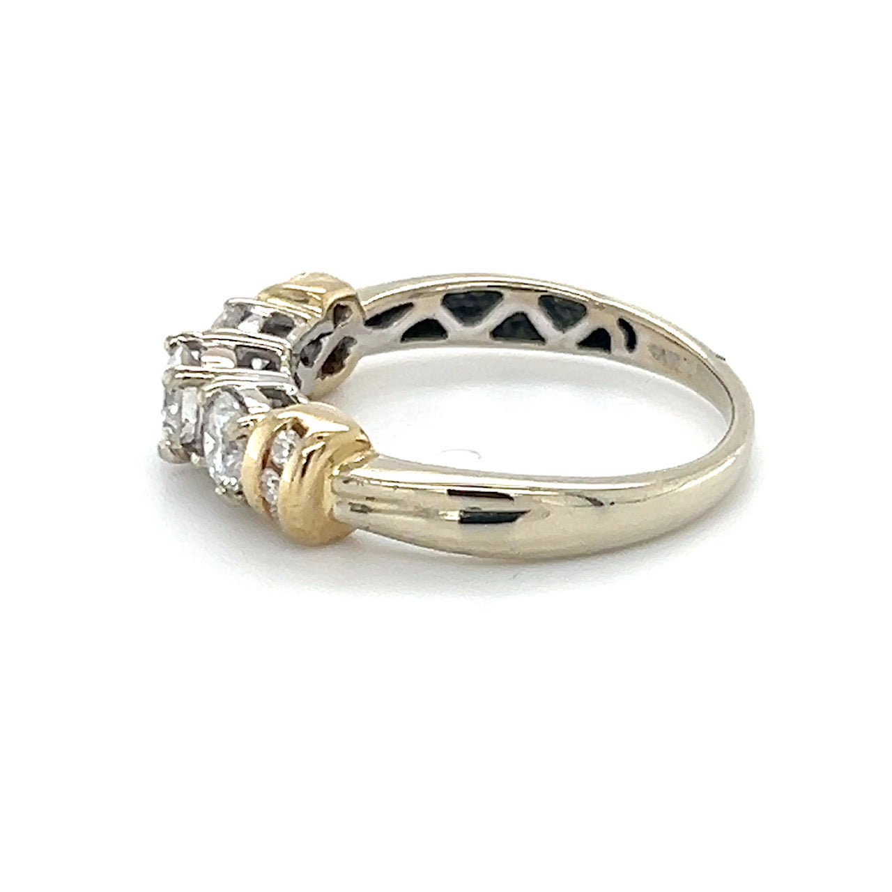 14K Yellow Gold Diamond Lady's Fashion Ring; Size 7