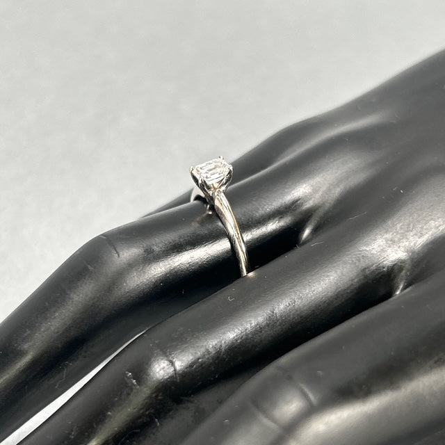 14K White Gold Diamond Lady's Solitaire Ring; Size 8