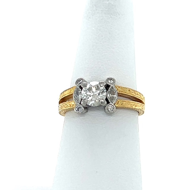 18K Yellow Gold Diamond Lady's Fashion Ring; Size 6.5