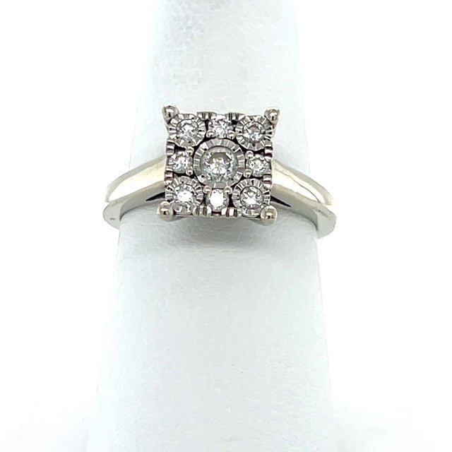 10K White Gold Diamond Lady's Fashion Ring; Size 7