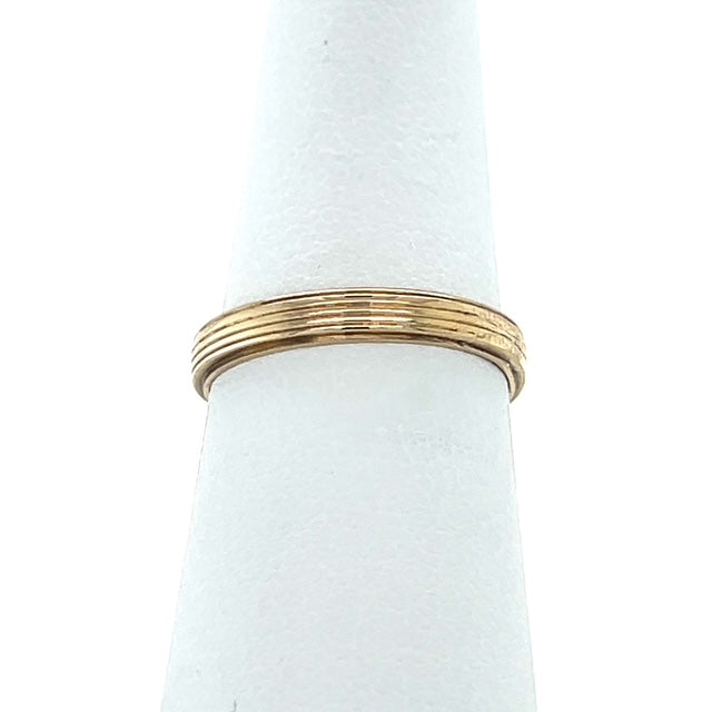 10K Yellow Gold Lady's Ring; Size 6