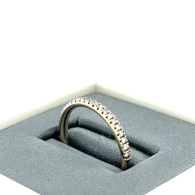 14K Yellow Gold Diamond Lady's Wedding Band; Size 8
