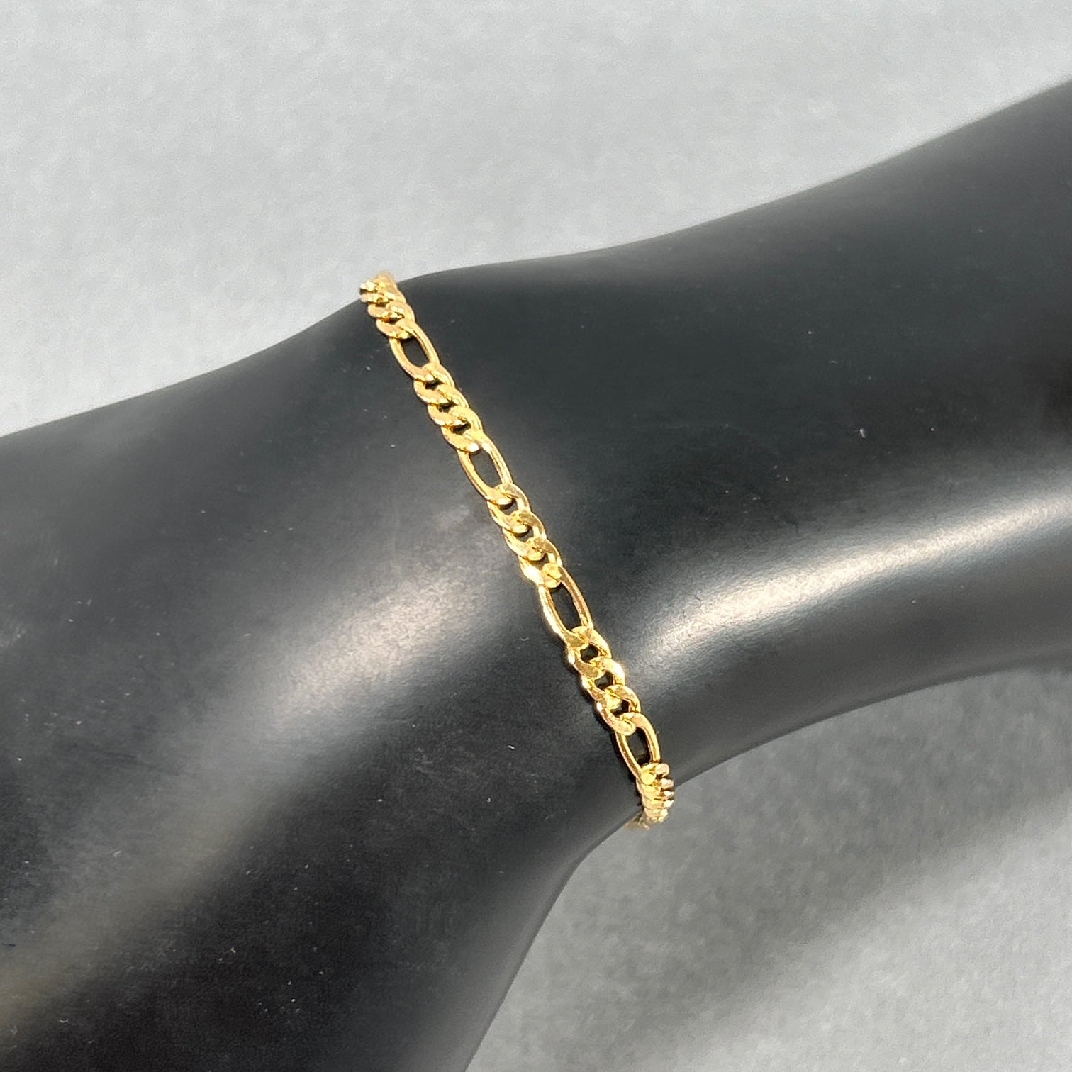 14K Yellow Gold 7" Figaro Chain Bracelet