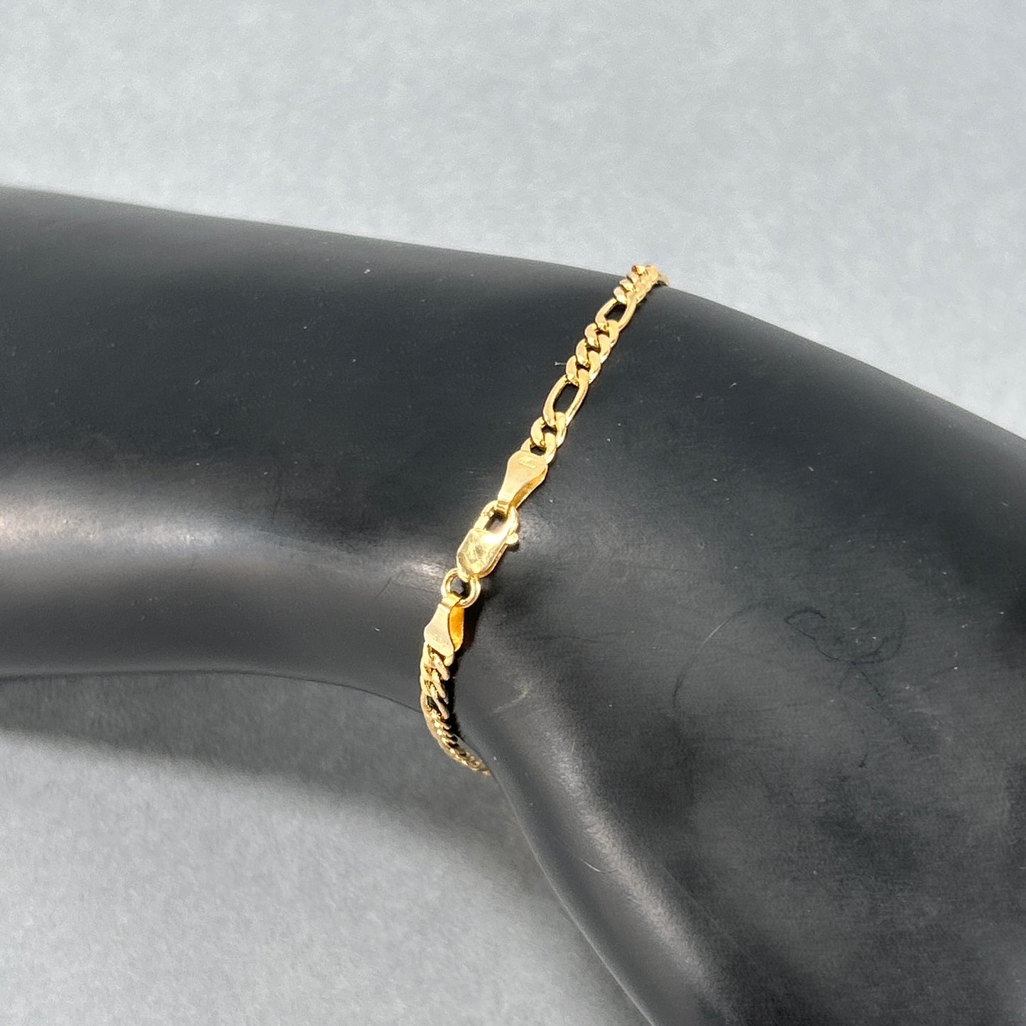 14K Yellow Gold 7" Figaro Chain Bracelet