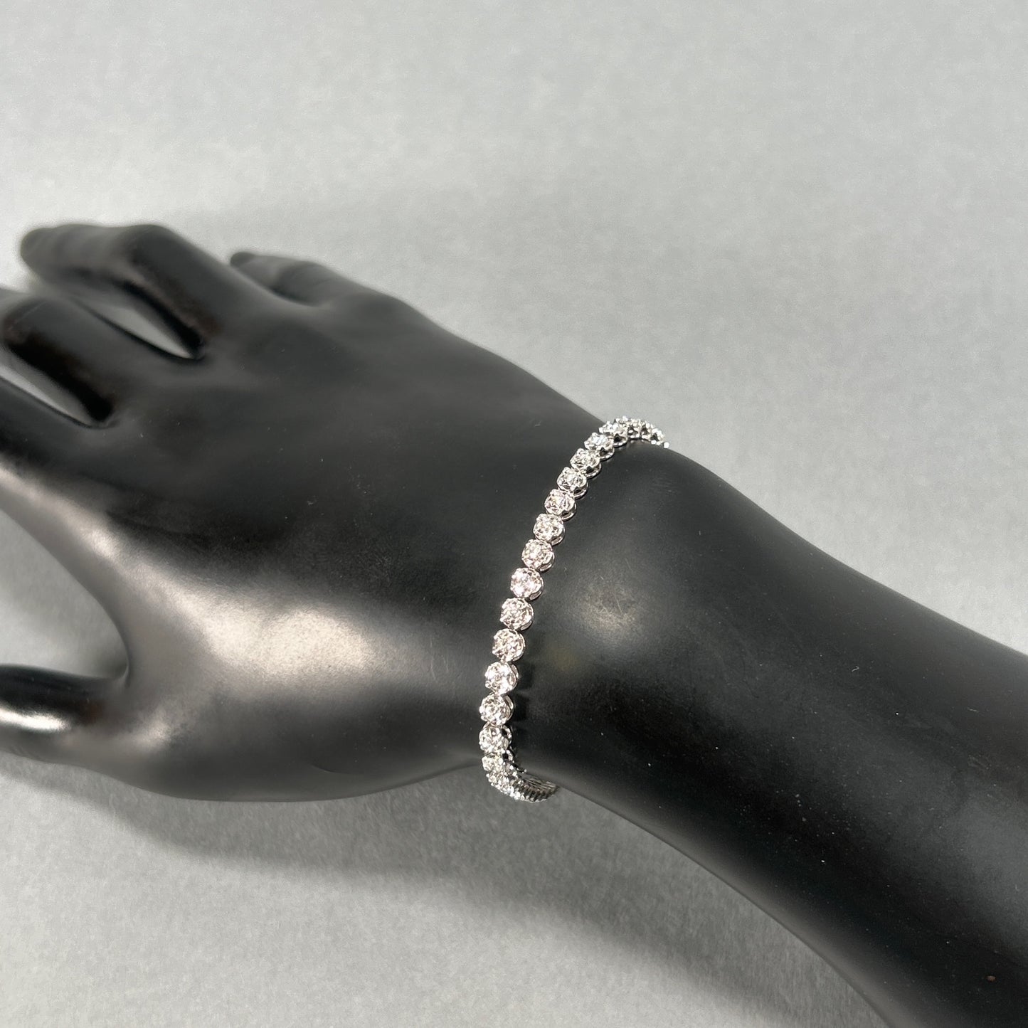 14K White Gold 7" Diamond Bracelet