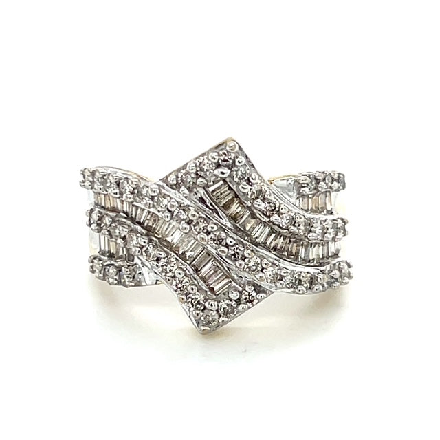 10K Yellow Gold Diamond Lady's Fashion Ring; Size 7